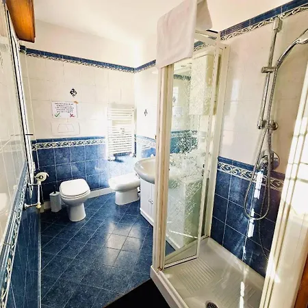 Rooftop Marconi アパート *